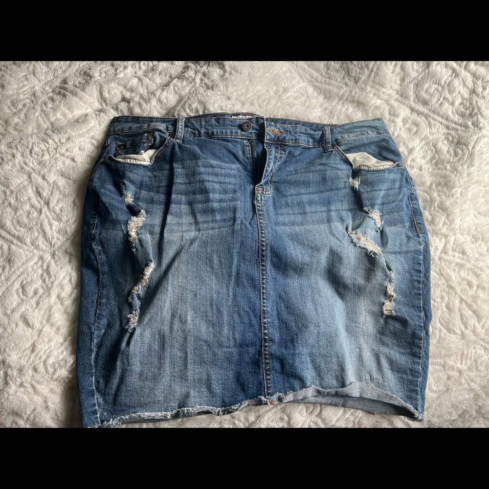 Torrid skirt